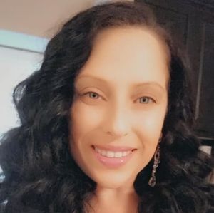 Meet your Posher, Janet